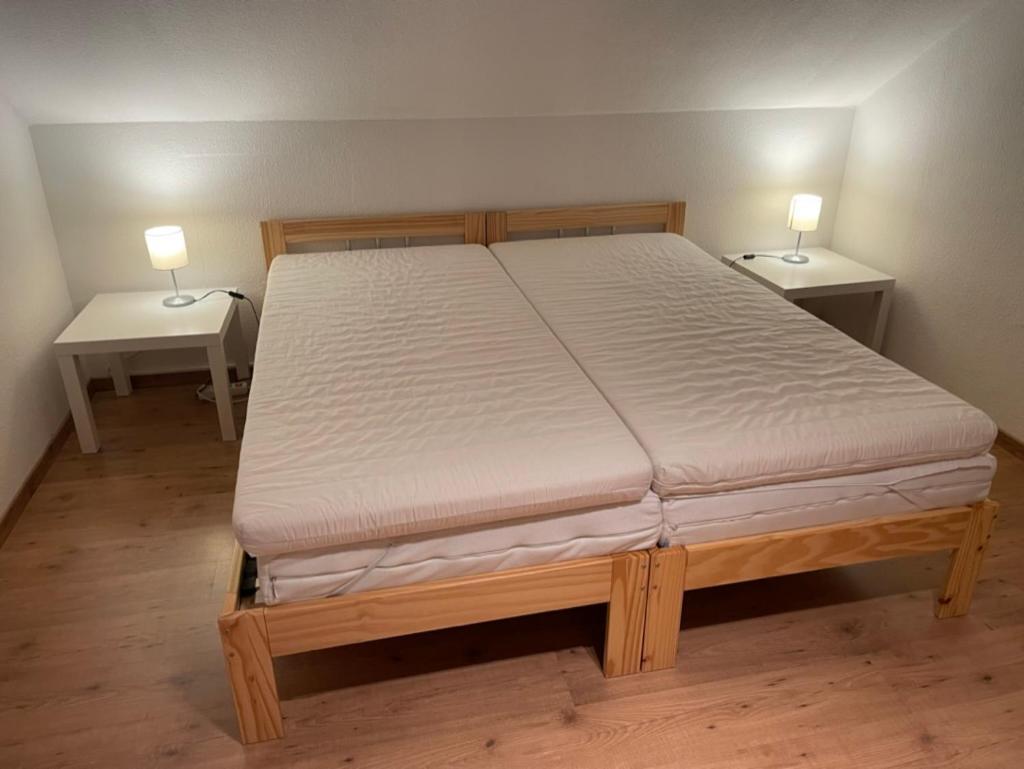 Ferienwohnung An Der Romantischen Strasse Direkt A3 Und A81 Eisingen  외부 사진