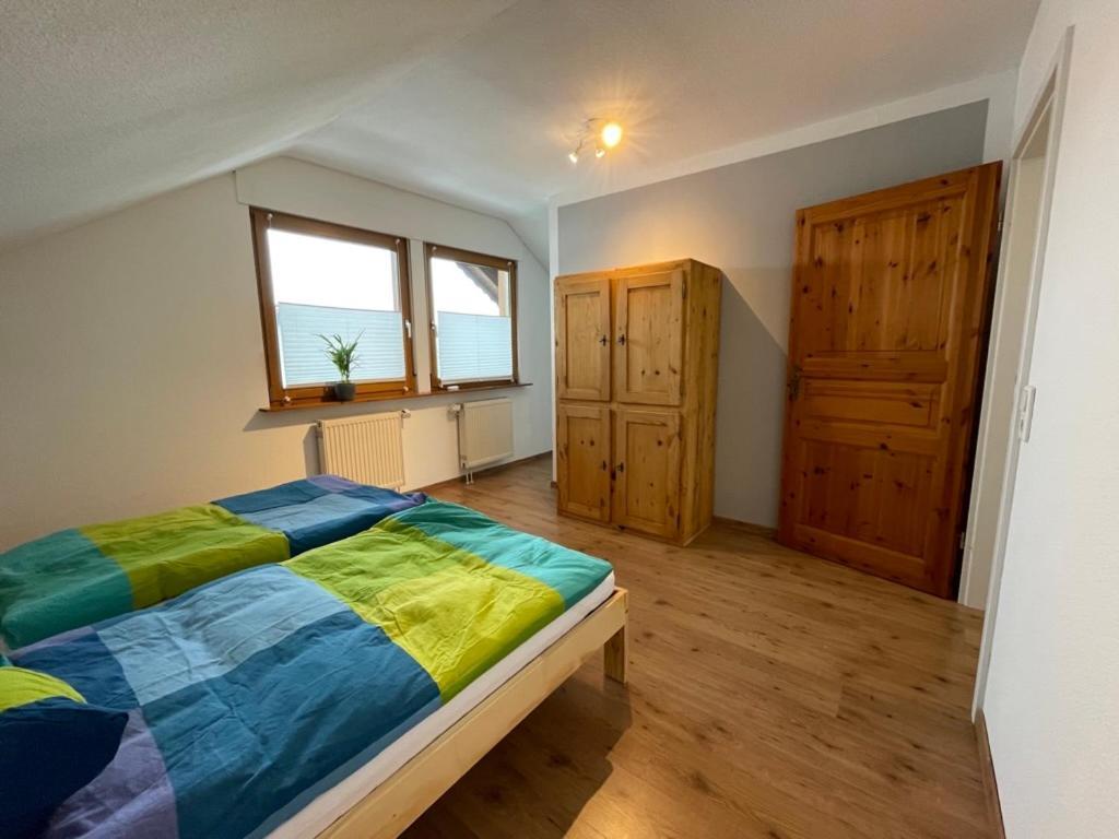 Ferienwohnung An Der Romantischen Strasse Direkt A3 Und A81 Eisingen  외부 사진
